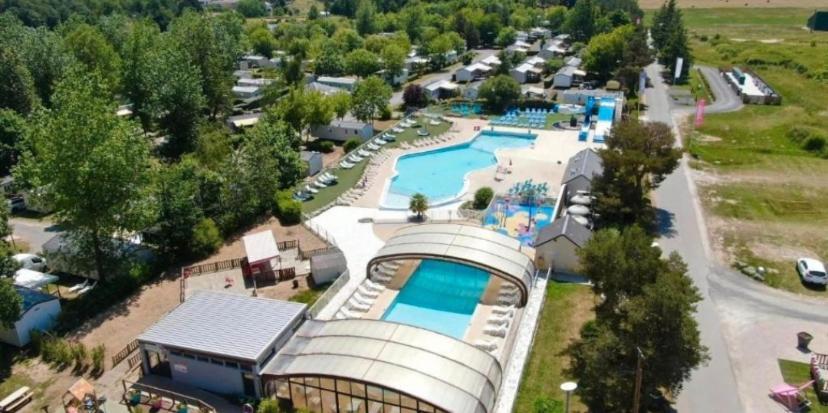 Mobil Home Tout Confort Ideal Pour 4 Personnes Dans Le Domaine De Dugny Camping 4 Etoiles, Proche De Blois, Du Zoo De Beauval Et Des Chateaux De La Loire オンザン エクステリア 写真